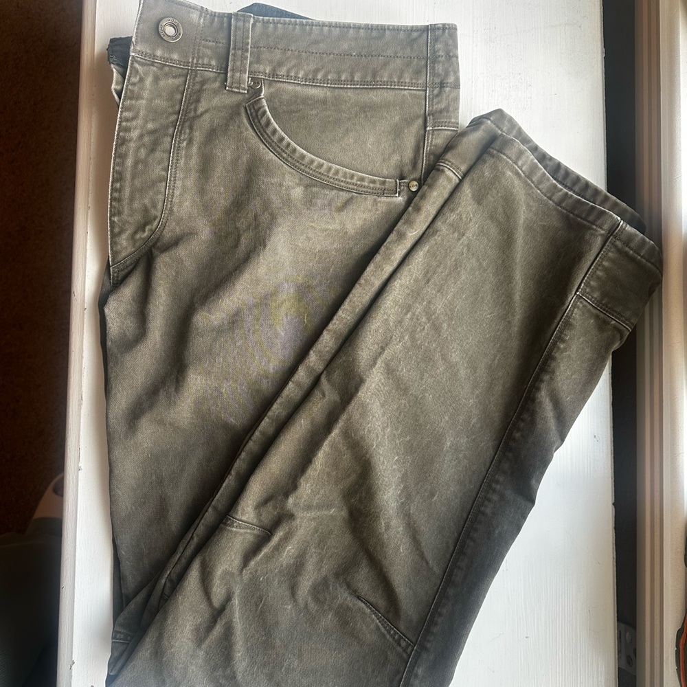 Men’s Kuhl pants